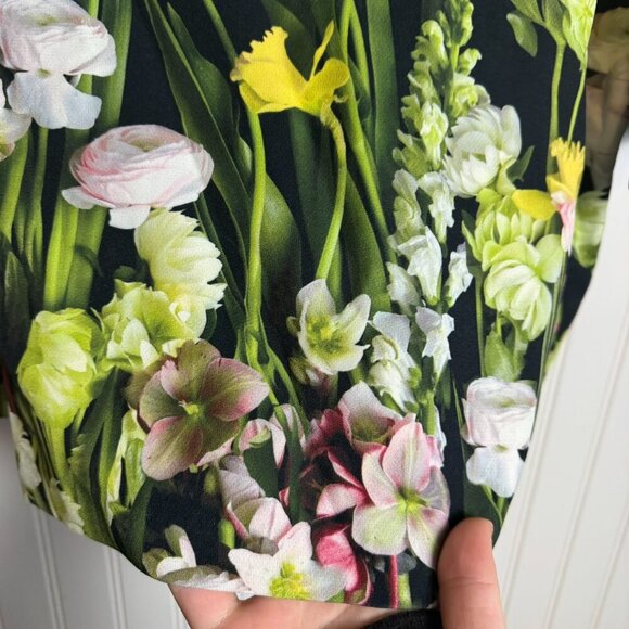 Victoria Beckham For Target Black Floral Slightly Crop Top Size XL G26 - Picture 4 of 8